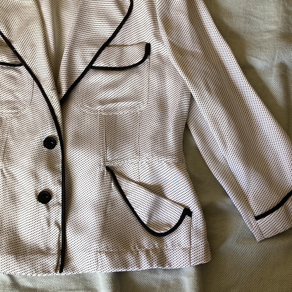 Jones New York Silk Jacket with Sleeveless Top - Picture 7 of 12